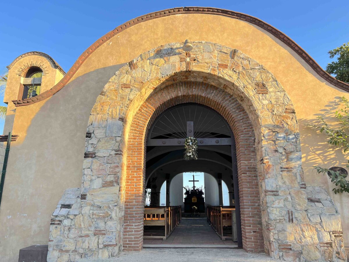 The Capilla de Santa Cruz a chapel in Santa Cruz Huatulco. 