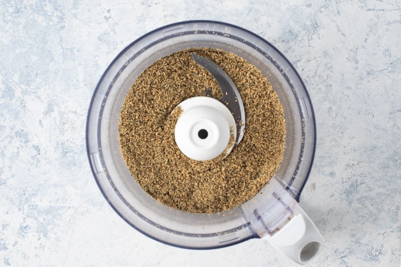 grinding pepitoria and seeds for jocon in a food processor. 