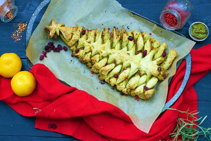 Christmas Tree Appetizer Credit: Gourmandelle