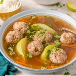 sopa de albonigas Guatemalteco