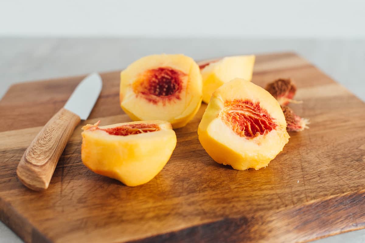 Pitted and sliced peaches.