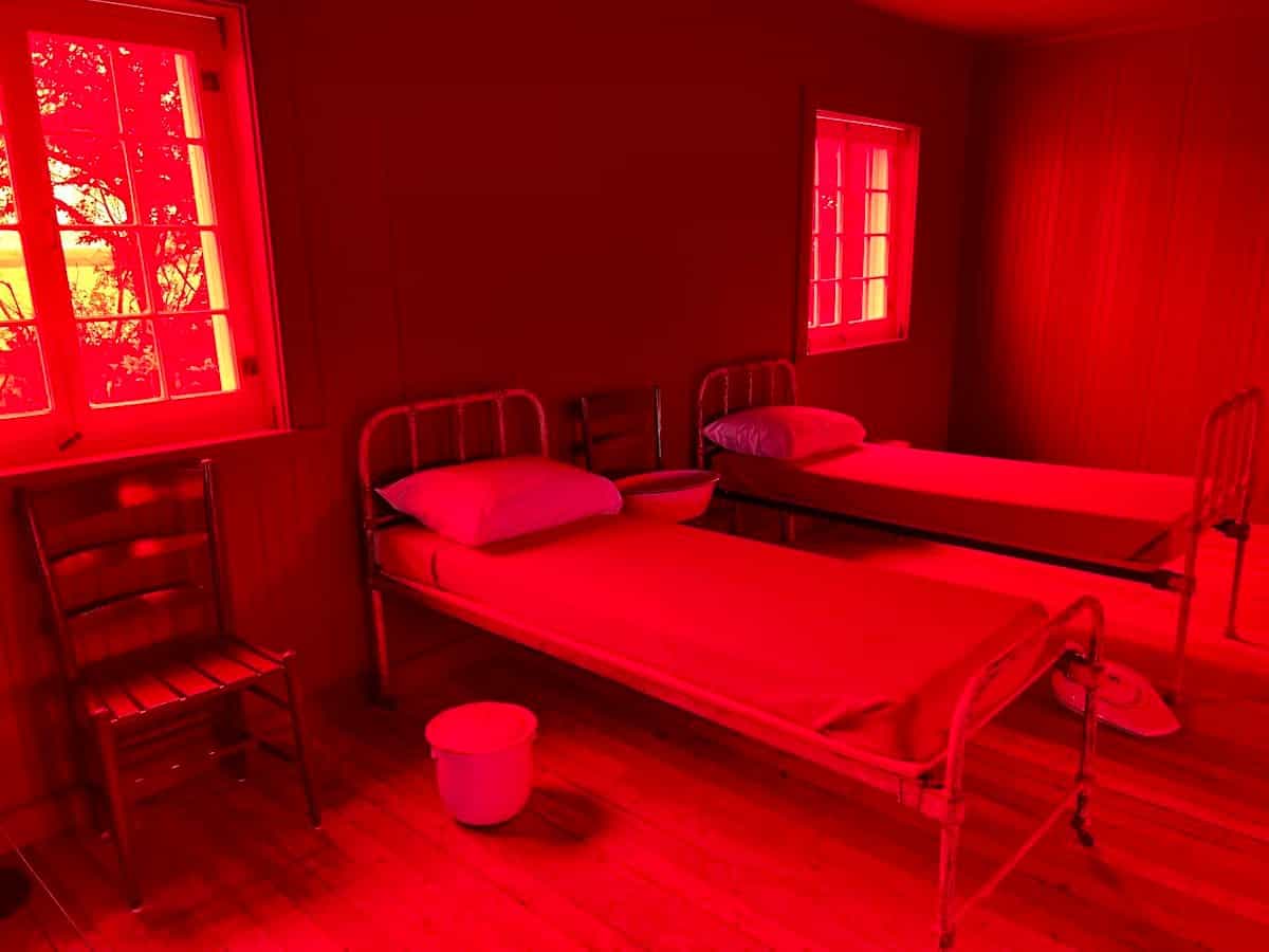 The treatment room at Grosse Ile  were bathed in red light as it was believed to be better for patient health. 