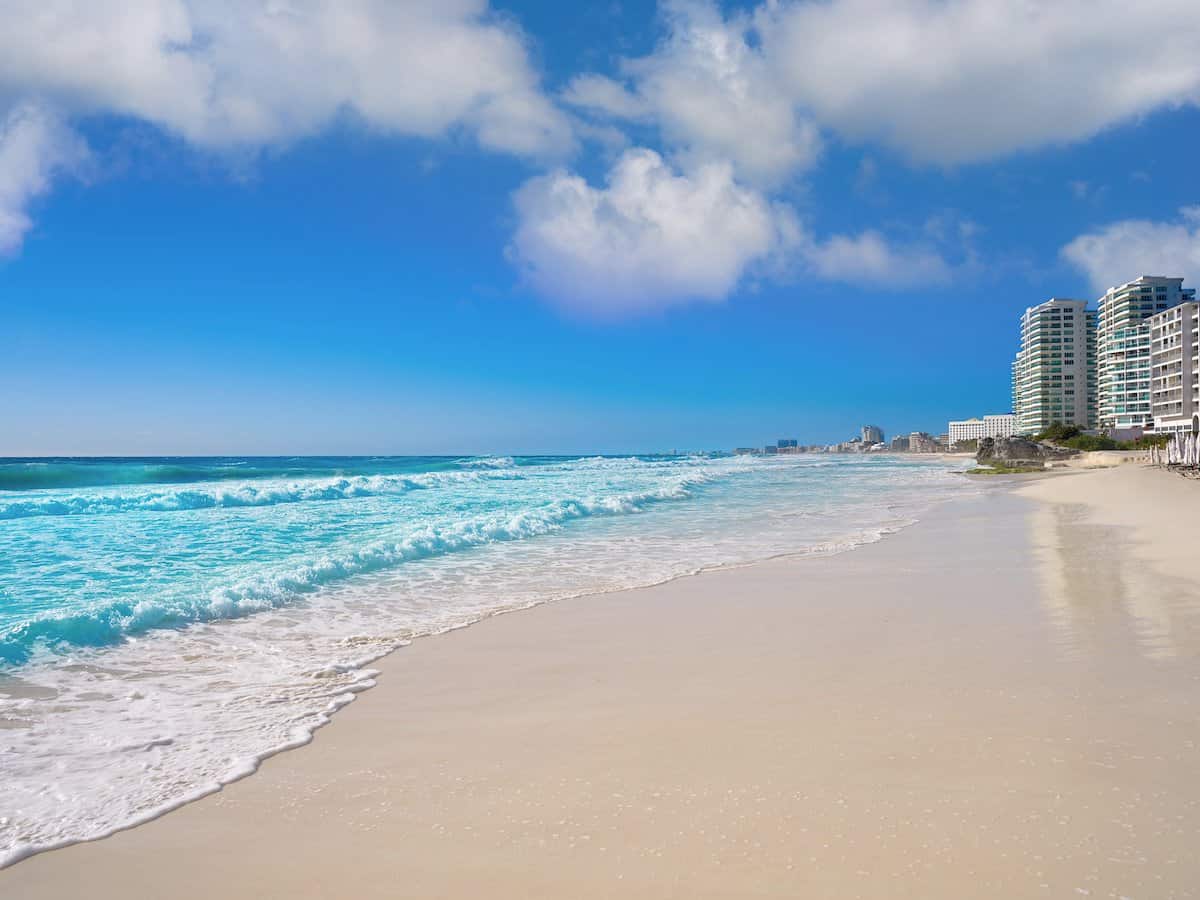 Adhara Hacienda hotel provides a complimentary shuttle to Cancun's Forum Beach (Playa Gaviota) in the hotel zone. 