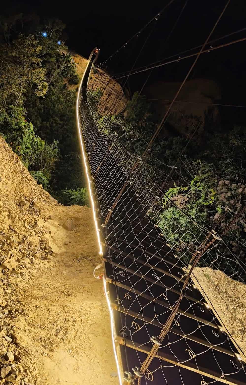 Suspension bridge at Pluma Hidalgo.