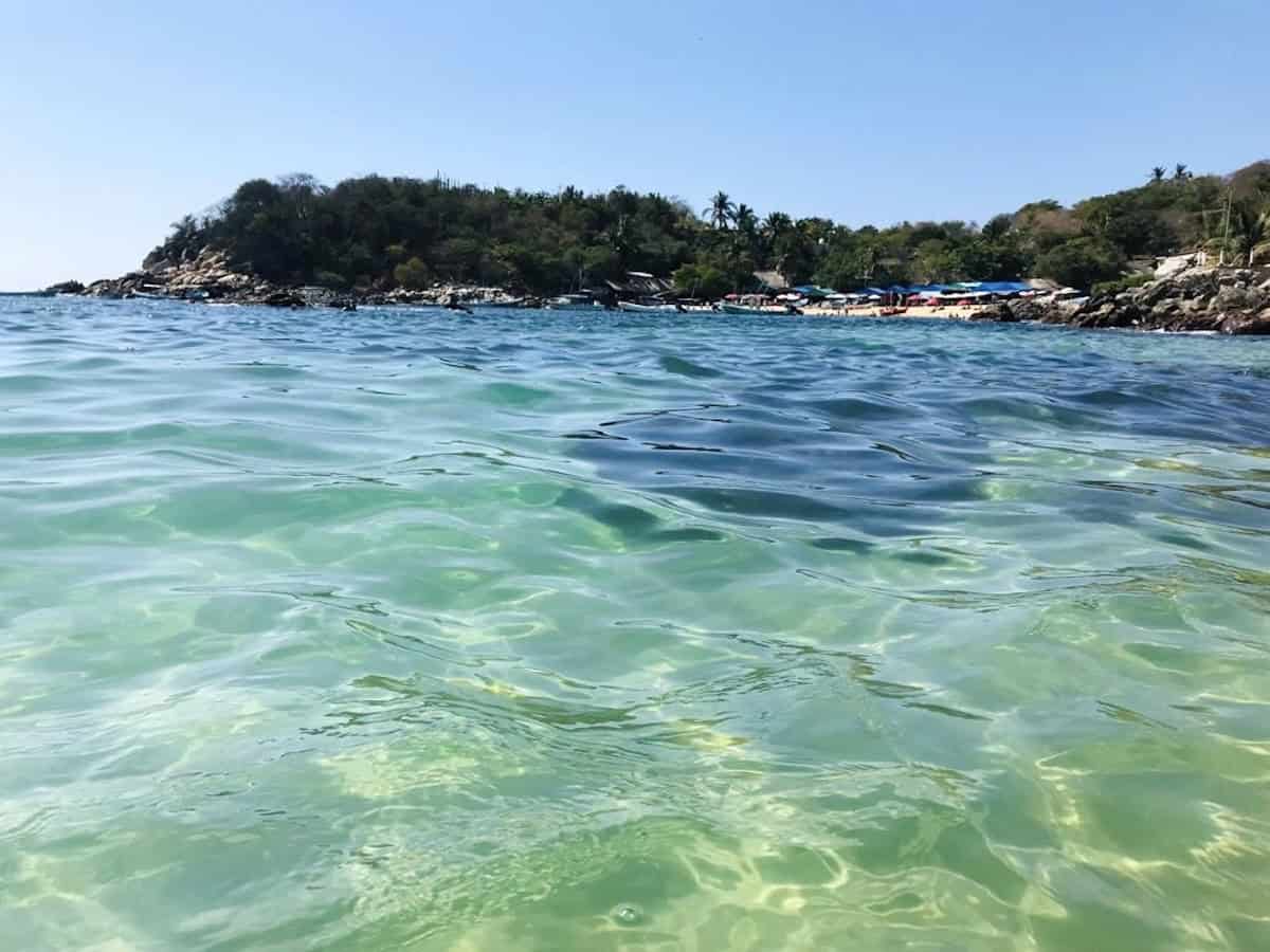 Clear water in Puerto Escondido at Playa Manzanillo.